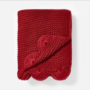 NWT Knit Scalloped Edge Throw Blanket Red - Threshold designed with Studio McGee